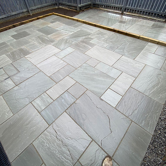 J Kirtley Landscaping & Garden Maintenance